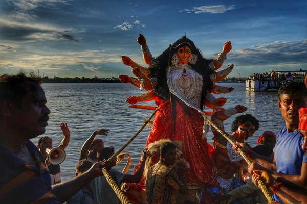 Comment expérimenter une immersion culturelle profonde parmi les tribus berbères du Maroc?